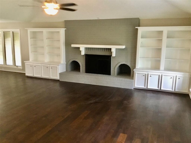 Photo 9 of 28 - 16518 Grommet Ct, Crosby, TX 77532