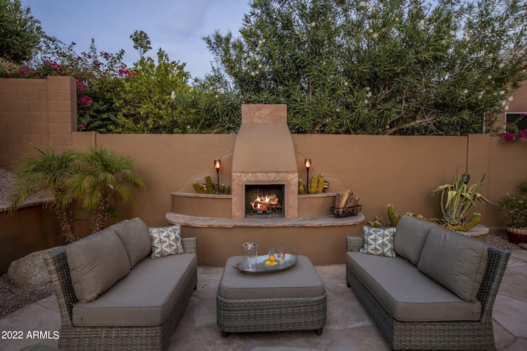 Photo 7 of 48 - 11100 E Greythorn Dr, Scottsdale, AZ 85262