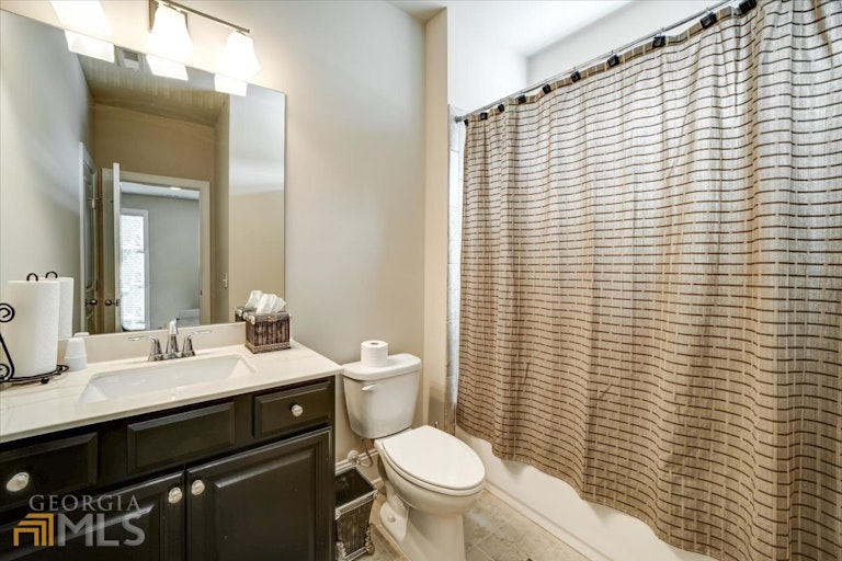 Photo 47 of 50 - 2393 Barrington Trace Cir SW, Atlanta, GA 30331
