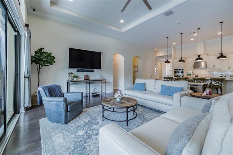 Photo 18 of 57 - 16532 Ballyshannon Dr, Tampa, FL 33624
