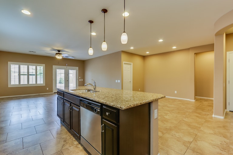 Photo 7 of 37 - 3006 E Maplewood St, Gilbert, AZ 85297
