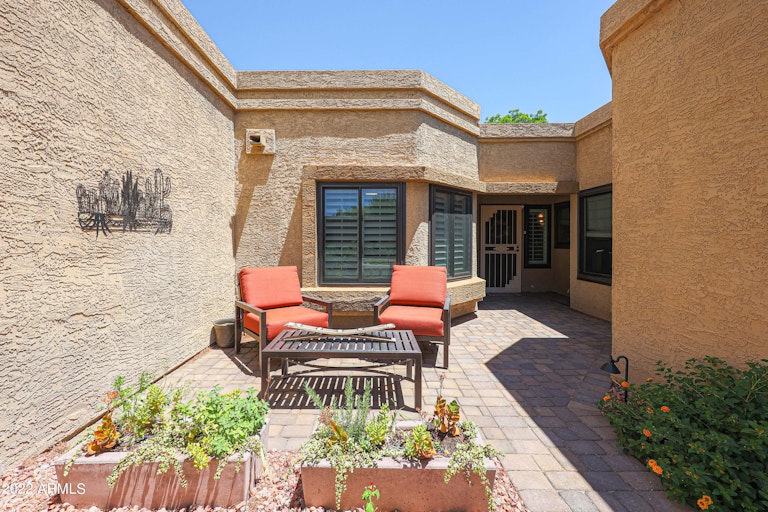 Photo 7 of 33 - 9736 W Kerry Ln, Peoria, AZ 85382