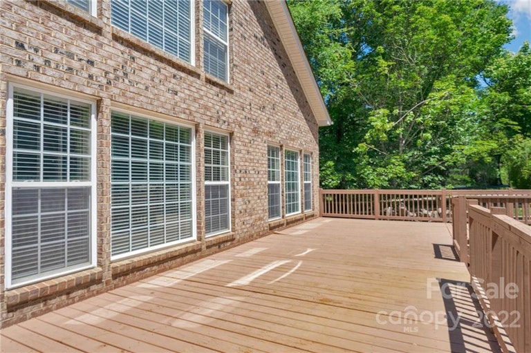 Photo 40 of 48 - 5418 Shoal Brook Ct, Charlotte, NC 28277