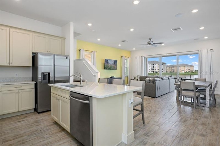 Photo 7 of 34 - 8117 SE Surf St #8117, Kissimmee, FL 34747