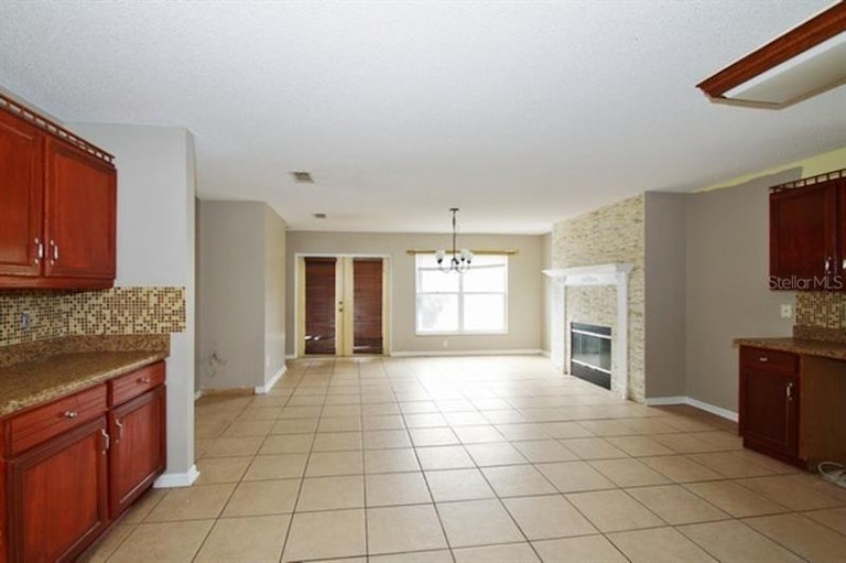 Photo 7 of 23 - 12925 Los Alamitos Ct, Orlando, FL 32837