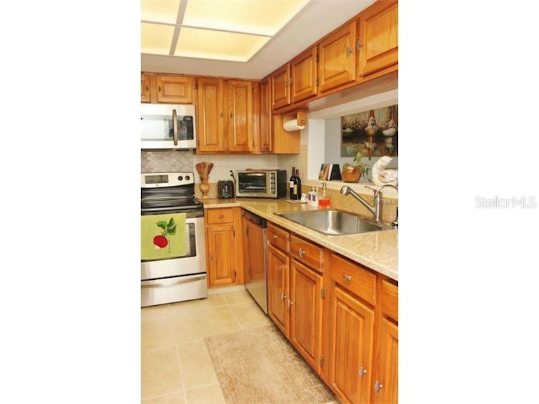 Photo 9 of 24 - 2836 Countryside Blvd #112, Clearwater, FL 33761