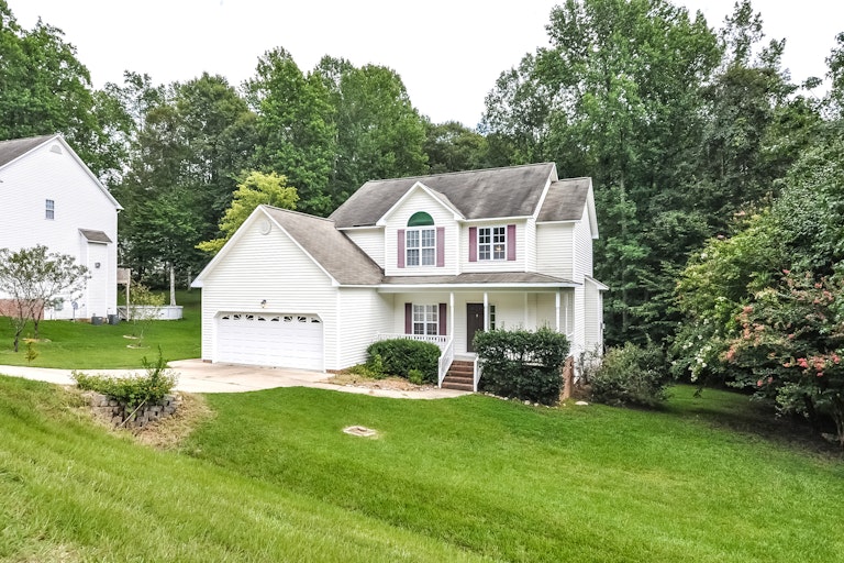 Photo 25 of 25 - 285 Trenburg Pl, Clayton, NC 27520