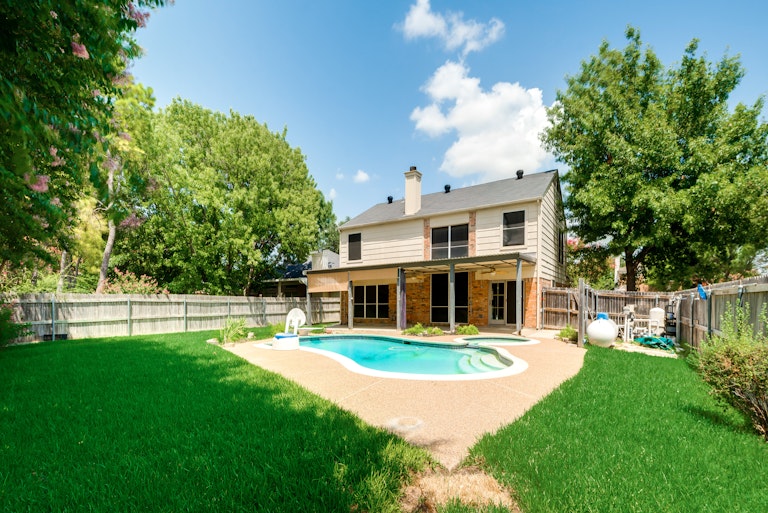 Photo 33 of 33 - 7113 Wooddale Dr, Watauga, TX 76148