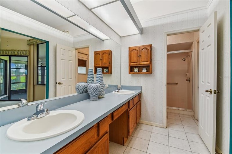 Photo 26 of 42 - 6218 Crane Dr, Lakeland, FL 33809