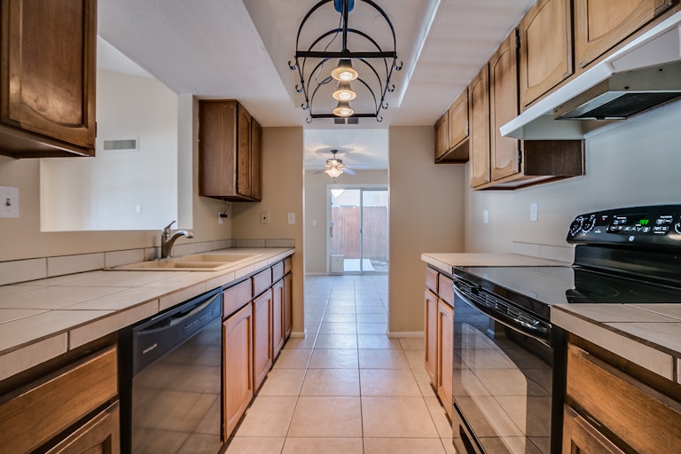Photo 7 of 23 - 2929 E Broadway Rd #91, Mesa, AZ 85204