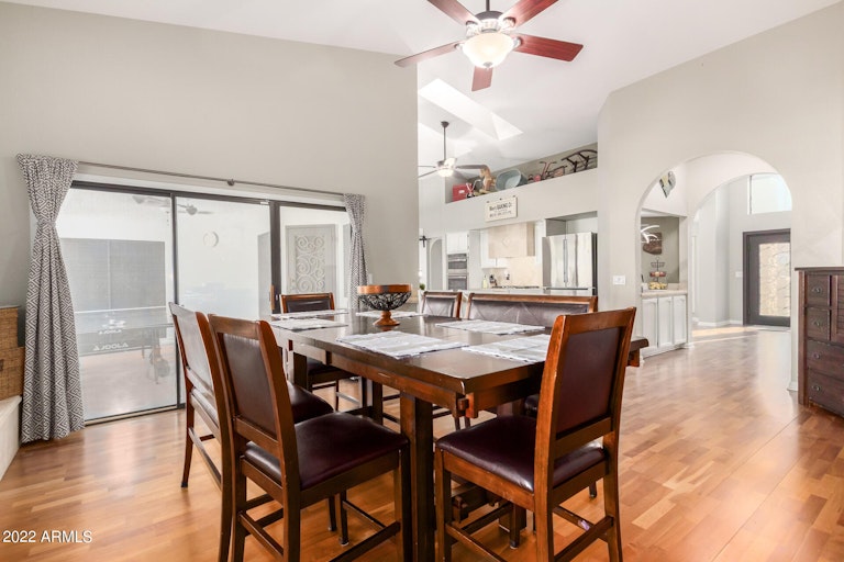 Photo 11 of 79 - 117 E Fairway Cir, Litchfield Park, AZ 85340