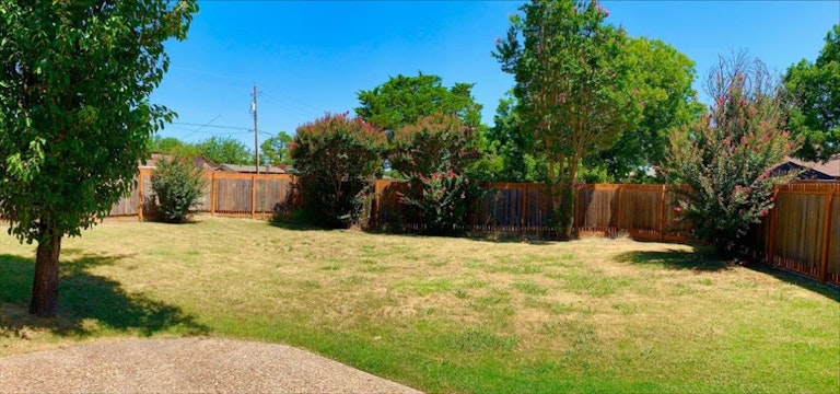Photo 5 of 38 - 801 Forest Edge Ln, Wylie, TX 75098