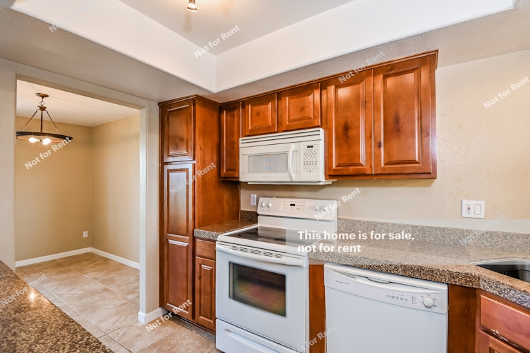 Photo 17 of 24 - 6651 N Campbell Ave #262, Tucson, AZ 85718