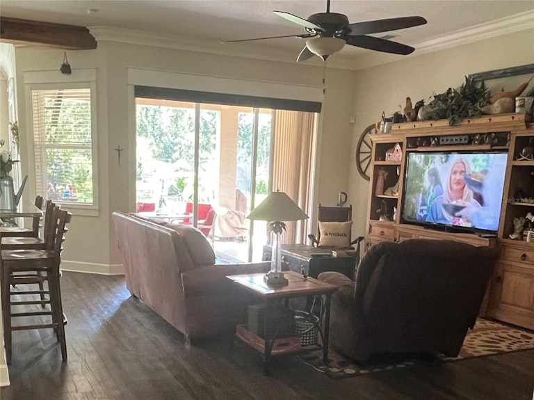 Photo 10 of 39 - 6009 Laurel Oak Dr, Lakeland, FL 33811