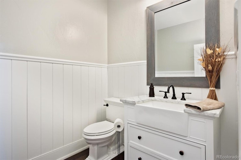 Photo 17 of 30 - 25 Blue Heron Dr, Thornton, CO 80241