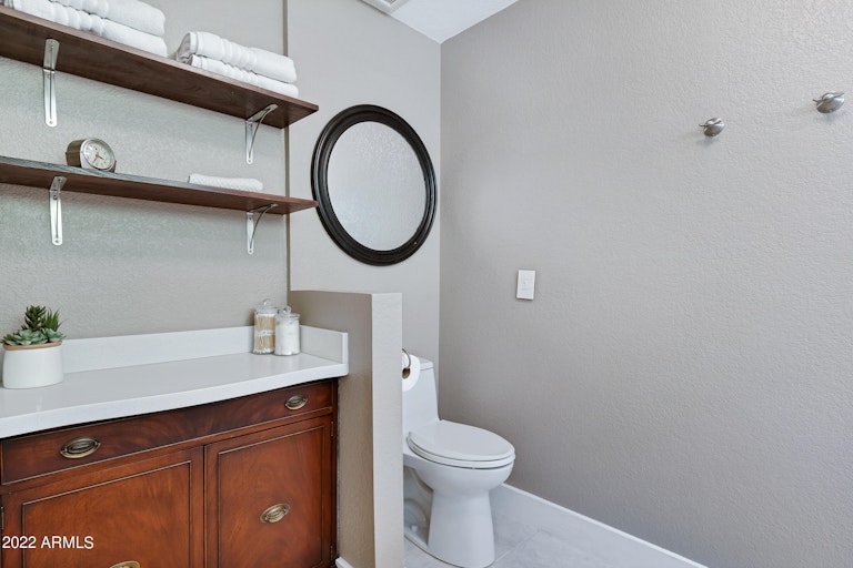 Photo 32 of 41 - 725 S Cheri Lynn Dr, Chandler, AZ 85225