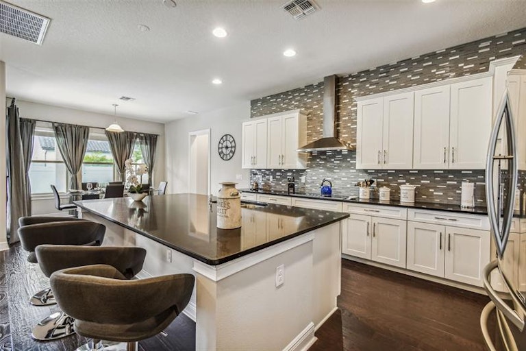 Photo 22 of 77 - 10430 Warrick St, Orlando, FL 32836