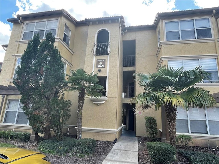Photo 2 of 44 - 5168 Conroy Rd #25, Orlando, FL 32811
