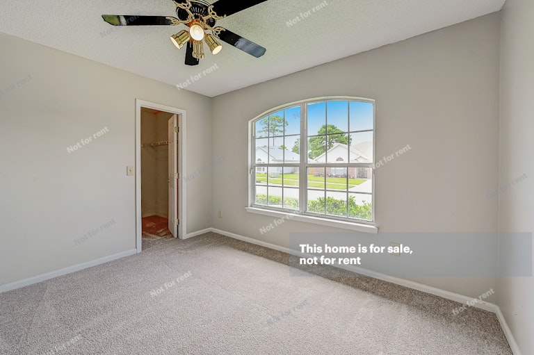 Photo 24 of 31 - 8281 Velvet Springs Ln, Jacksonville, FL 32244