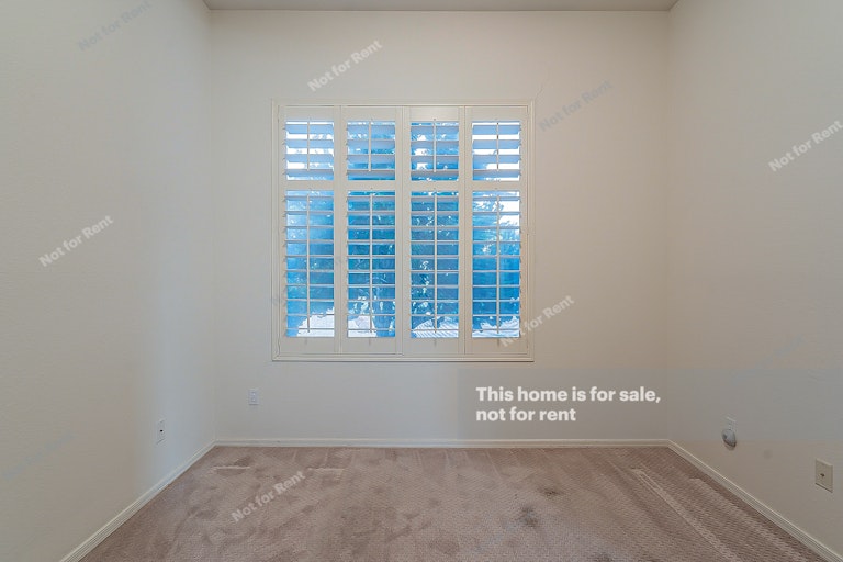 Photo 15 of 20 - 532 N Cambridge St, Gilbert, AZ 85233