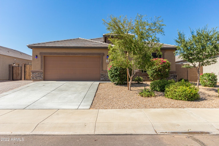 Photo 2 of 29 - 13542 W Remuda Dr, Peoria, AZ 85383