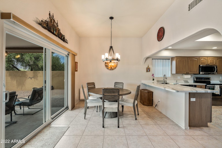 Photo 14 of 34 - 9492 E Anasazi Pl, Gold Canyon, AZ 85118