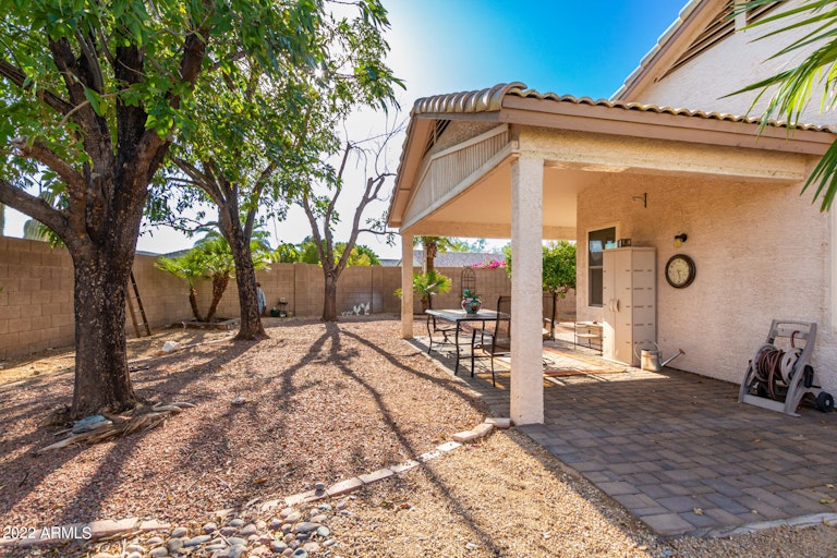 Photo 21 of 25 - 10865 W Ventana Dr E, Sun City, AZ 85373
