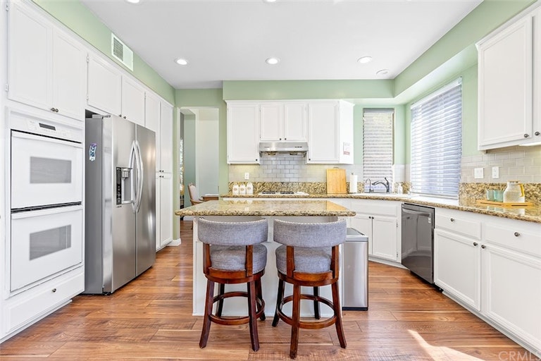 Photo 16 of 69 - 11352 White Cloud Dr, Rancho Cucamonga, CA 91701