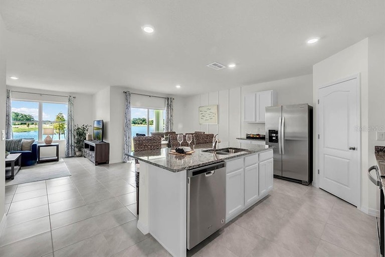 Photo 15 of 28 - 5508 Siltstone St, Lakeland, FL 33811