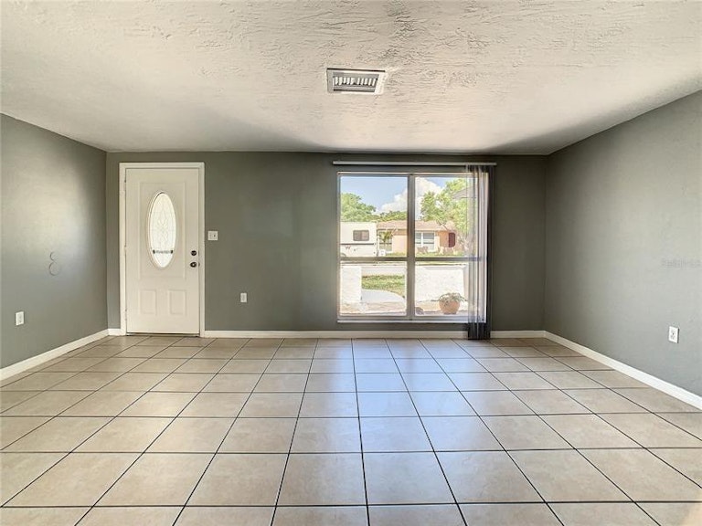 Photo 29 of 54 - 10136 Brandywine Ln, Port Richey, FL 34668