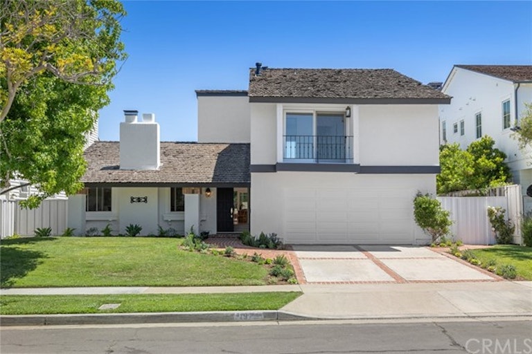 Photo 2 of 30 - 1978 Port Nelson Pl, Newport Beach, CA 92660