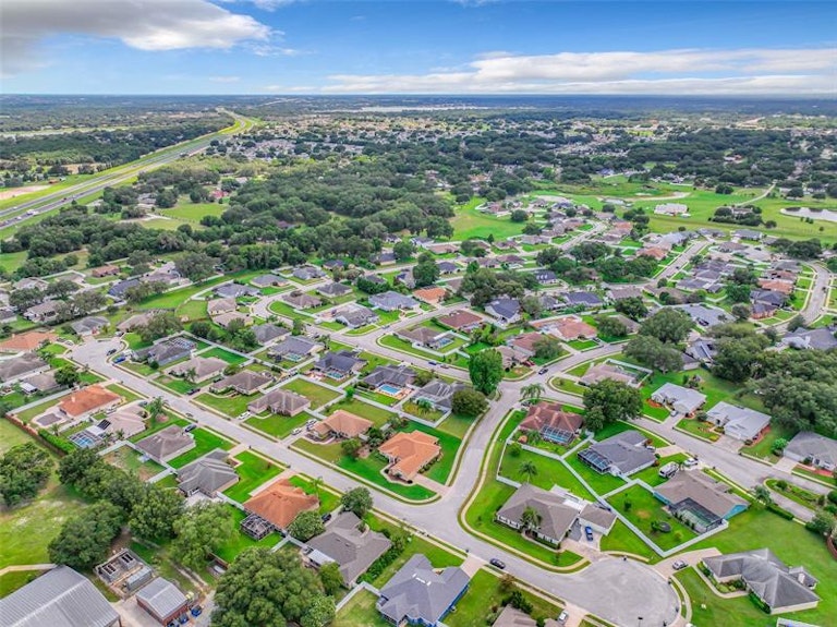Photo 40 of 41 - 6923 Ashbury Dr, Lakeland, FL 33809