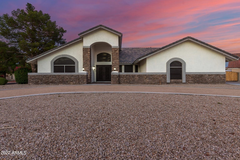 Photo 1 of 79 - 117 E Fairway Cir, Litchfield Park, AZ 85340