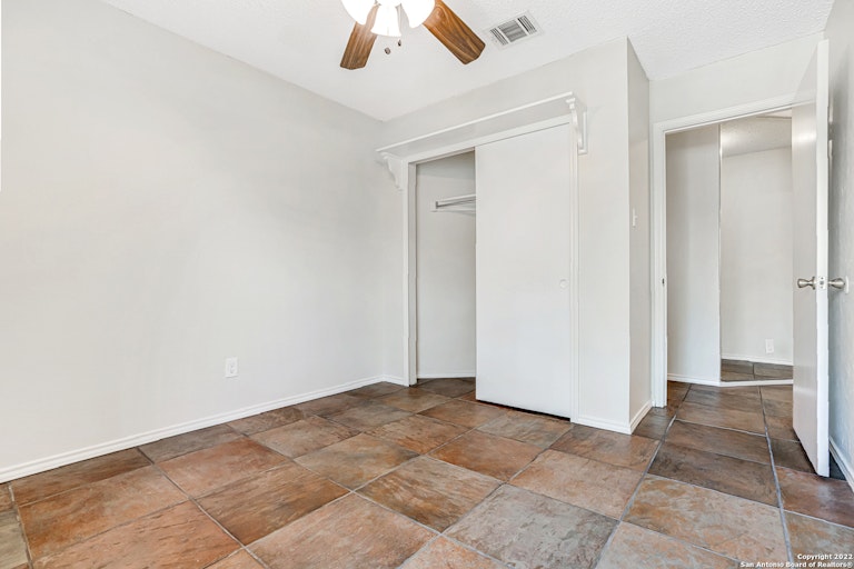 Photo 28 of 35 - 7418 Windbridge, San Antonio, TX 78250