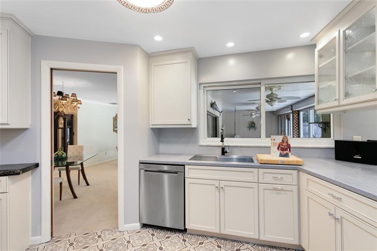 Photo 23 of 35 - 51 Partridge Cir, Winter Springs, FL 32708
