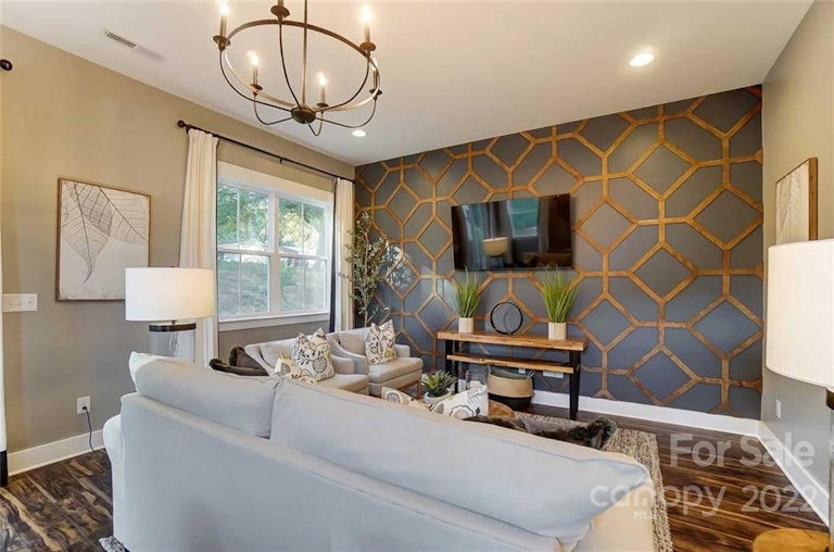 Photo 13 of 29 - 1027 Masefield Ave, Matthews, NC 28105