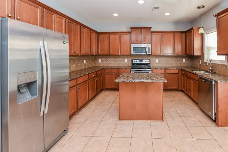 Photo 4 of 27 - 3715 Burnage Hall Rd, Harrisburg, NC 28075
