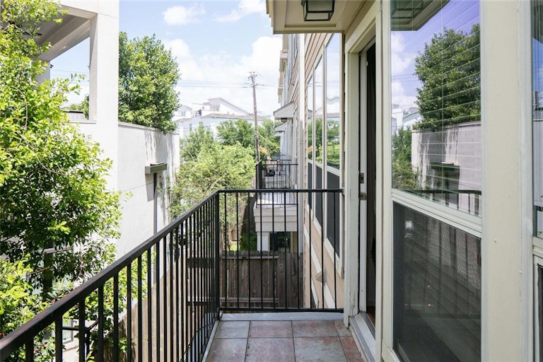 Photo 12 of 30 - 1519 Nagle St, Houston, TX 77003