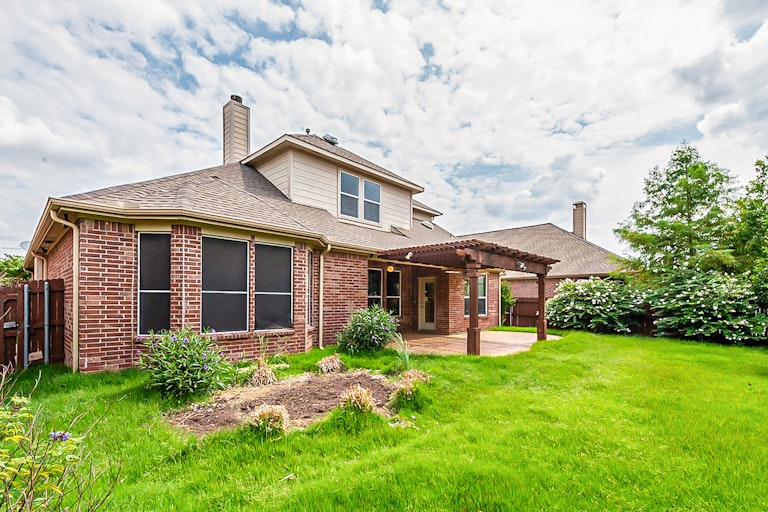 Photo 7 of 27 - 2612 Powderhorn Dr, Little Elm, TX 75068
