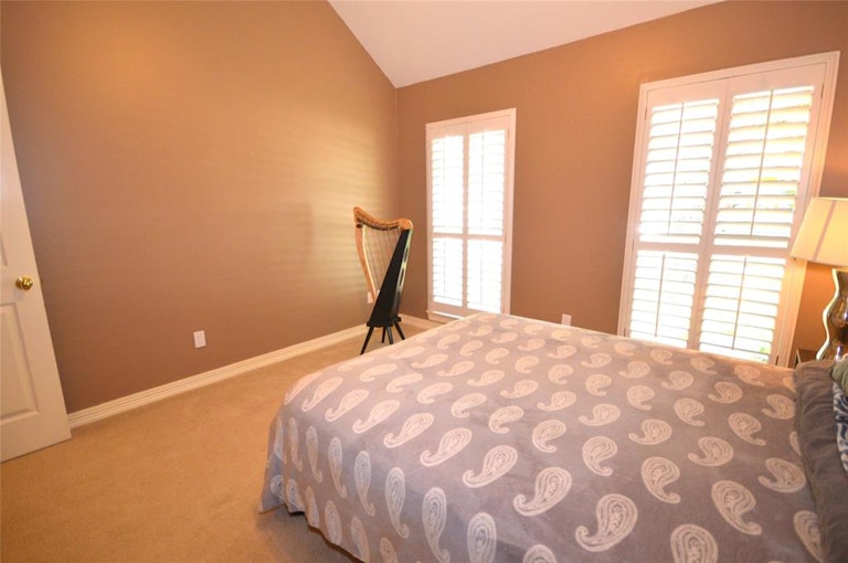Photo 30 of 44 - 5003 Kingsland Ct, Sugar Land, TX 77479