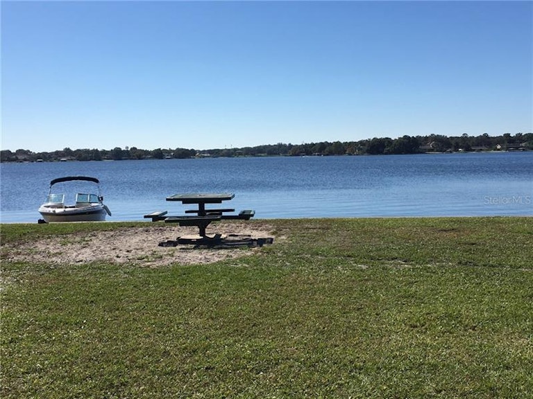 Photo 23 of 25 - 805 Sweetwater Club Blvd, Longwood, FL 32779