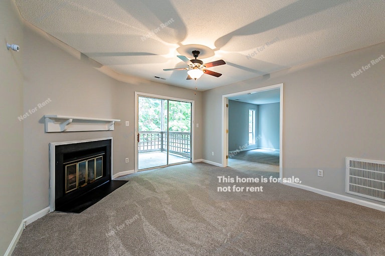 Photo 10 of 15 - 4120 Sedgewood Dr #105, Raleigh, NC 27612