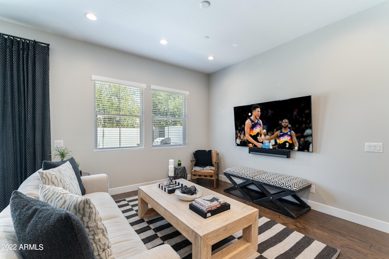 Photo 8 of 39 - 3200 N 39th St #14, Phoenix, AZ 85018