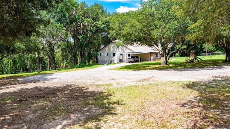 Photo 25 of 95 - 31949 Amberlea Rd, Dade City, FL 33523