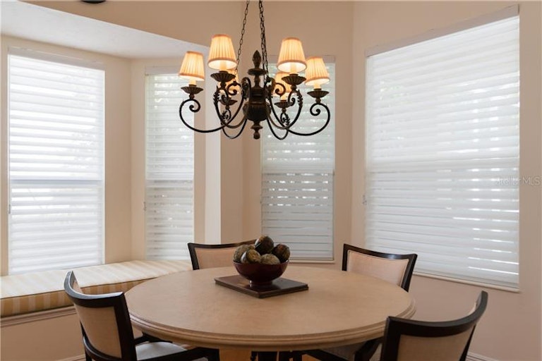Photo 14 of 25 - 8187 Abingdon Ct, Bradenton, FL 34201
