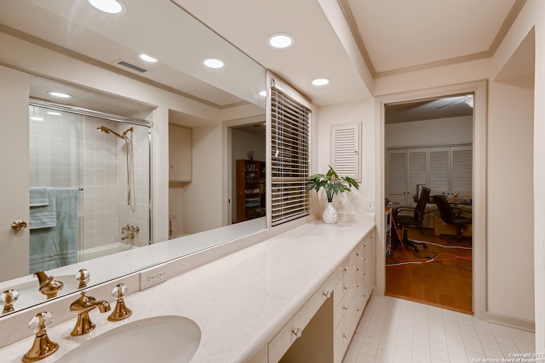 Photo 31 of 38 - 7614 Woodhaven St, San Antonio, TX 78209