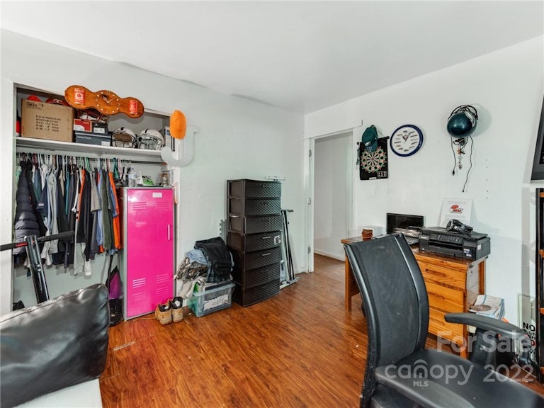 Photo 14 of 24 - 609 Fawnbrook Ln, Charlotte, NC 28217