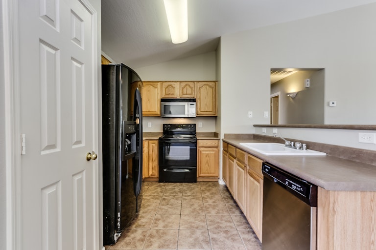 Photo 6 of 29 - 14502 N 124th Ln, El Mirage, AZ 85335