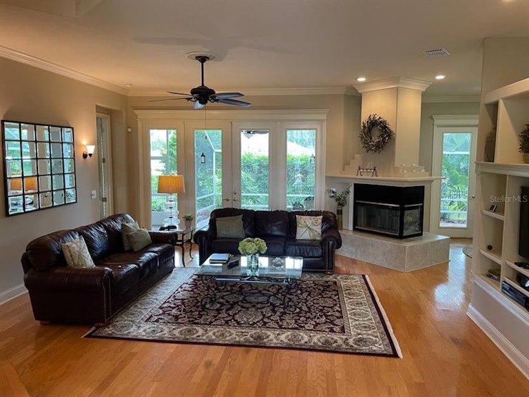 Photo 3 of 48 - 506 Century Oak Ct, Lakeland, FL 33813