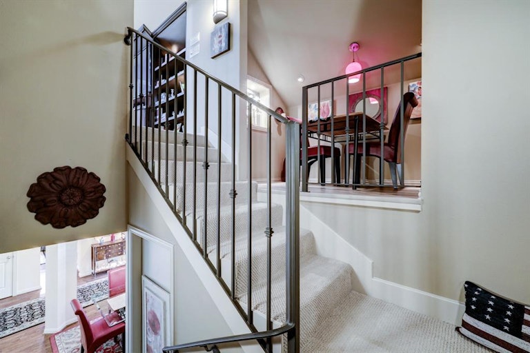 Photo 21 of 36 - 1518 Pine Chase Dr, Houston, TX 77055